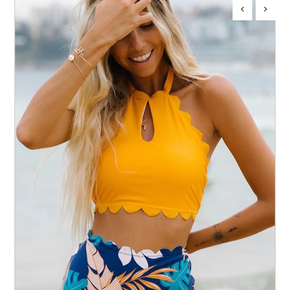 Scolloped Hem Leaf Print High Waist Bikini Set NWT